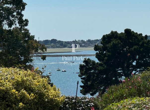 Belle propriété avec vue sur le Golfe du Morbihan - 3740273PVIH