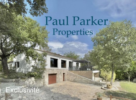 Exclusivité » Au nord d’Aix-en-Provence Maison d’architecte Aix En Provence 9 pièce(s) 270 m2 - 3769923PCML