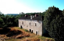 Manoir du 13ème avec une longère, pigeonnier et grange sur plus de 13Ha - 3796303PEMM