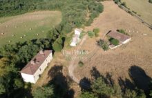 Manoir du 13ème avec une longère, pigeonnier et grange sur plus de 13Ha - 3796303PEMM