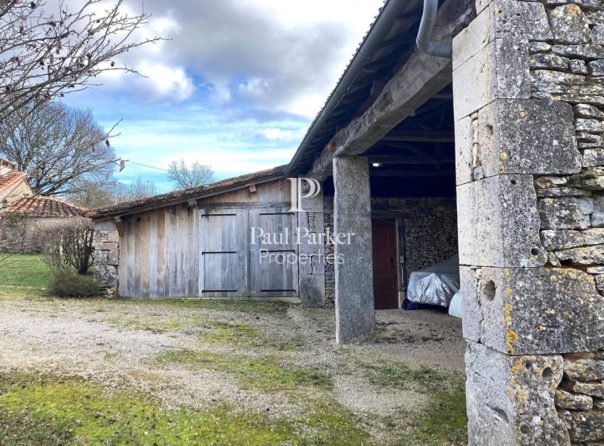 Authentique maison en pierre avec pigeonnier, dépendance et piscine - 3569973PEMM