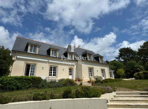 Belle propriété avec vue sur le Golfe du Morbihan - 3740273PVIH