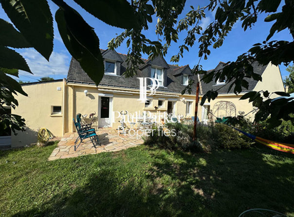 Maison de caractère en coeur de Bourg – Larmor-Baden - 3741033PVIH