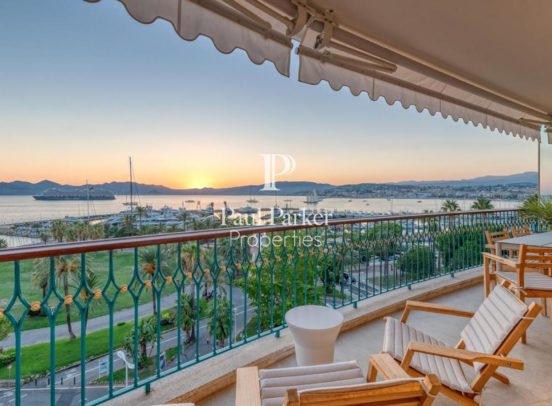 Cannes Croisette – Appartement rénové avec vue mer panoramique - 3824433PMVORZ