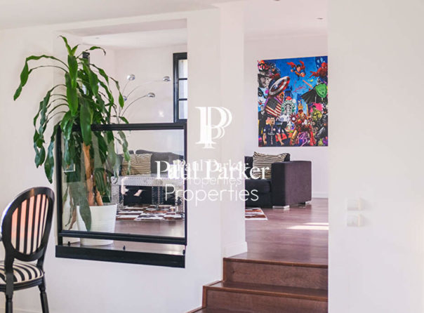 SUPERBE APPARTEMENT  DE STANDING 3 CHAMBRES TERRASSE ET PARKING - 3831233PPBD