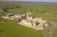 Château Moulins 22 pièce(s) 1600 m2, chapelle, piscine, dépendances et ferme - 361221-3PADR