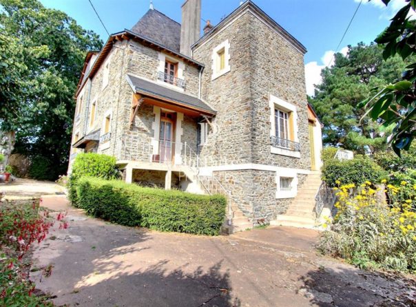 Maison Art Nouveau Rohan 8 pièce(s) 228 m2 sur un parc de 5570 m² - 379878-3PADR