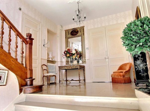 Maison Art Nouveau Rohan 8 pièce(s) 228 m2 sur un parc de 5570 m² - 379878-3PADR