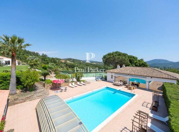 Domaine de 4 Villas (698 m²) avec 2 piscines – tennis – étang - 356232-3PADR