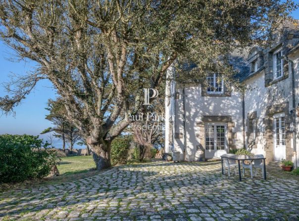 Saint Marc sur Mer – Property facing the sea – Large wooded park - 3909793PDEKE