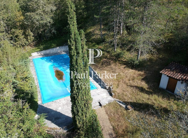 Maison avec piscine, ruisseau et dépendances - 3602143PEMM