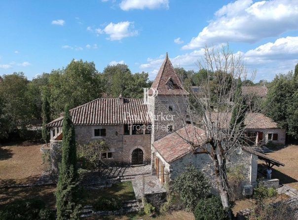 Maison de caractère du XVIIème avec gite et piscine à Lalbenque - 3803913PEMM