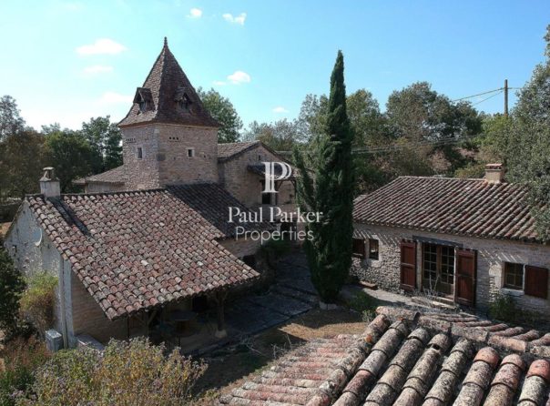 Maison de caractère du XVIIème avec gite et piscine à Lalbenque - 3803913PEMM