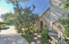 Mas Villégiature Aix-En-Provence 12 pièce(s) 460 m2 / 9 chambres/ 2 hectares / piscine / tennis / vignes / pool house - 3807983PCML