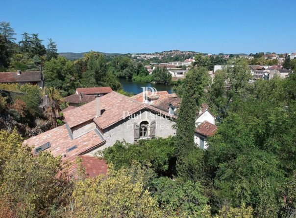 Maison à Cahors de 153m² sans travaux, belles prestations - 3813643PEMM